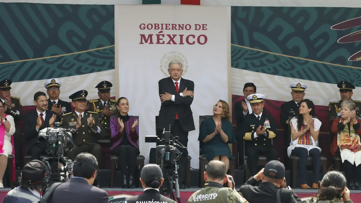 AMLO-Desfile militar (1)